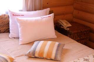Курортные отели Семейный курорт Медвежья Гора Яремче Стандартный двухместный номер с 1 двуспальной кроватью и кухней-2